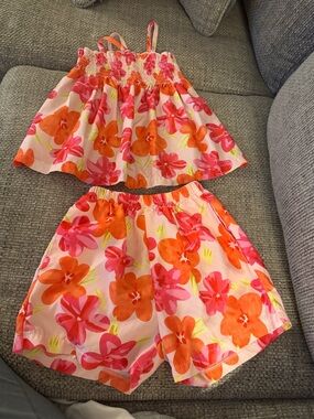 NWOT Girls Pink & Orange Floral Shorts Set - Lightweight Summer Two-Piece Size 5